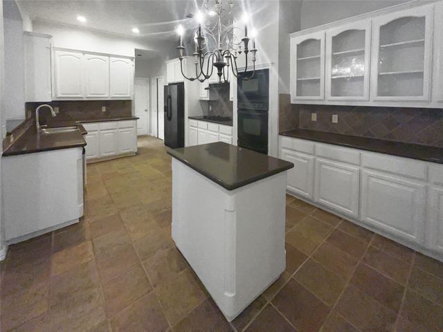 36 Clear Pond Drive, Frisco, TX 75034