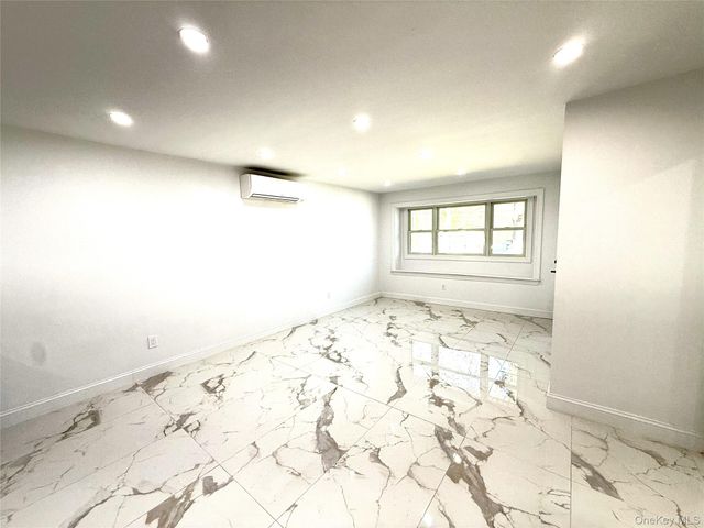 52 Crystal Beach Boulevard, Moriches, NY 11955