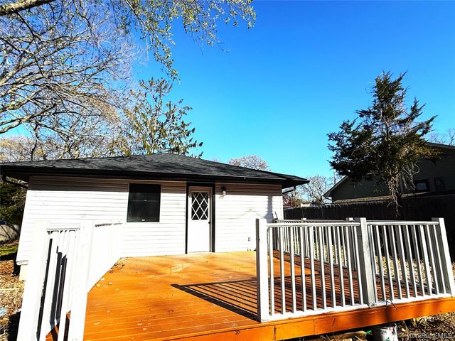 52 Crystal Beach Boulevard, Moriches, NY 11955