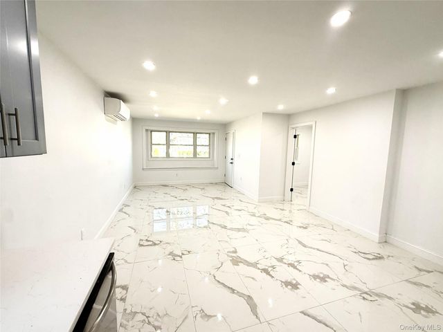 52 Crystal Beach Boulevard, Moriches, NY 11955