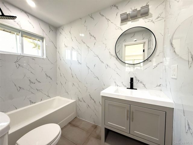 52 Crystal Beach Boulevard, Moriches, NY 11955