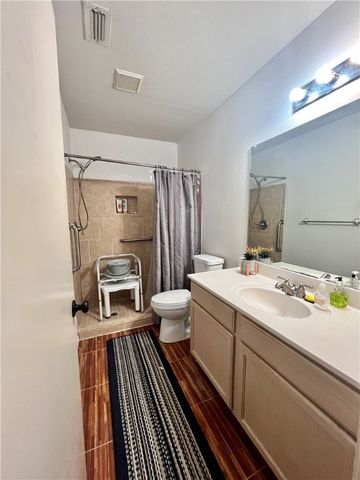 3101 Saskatchewan Dr, Corpus Christi, TX 78414
