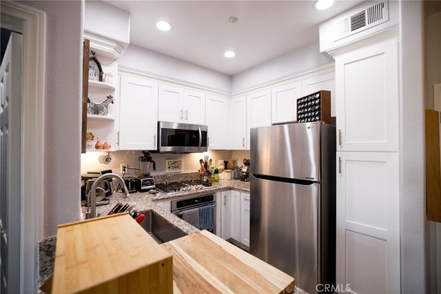 28503 Trento, Lake Forest, CA 92679