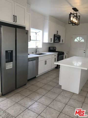 1732 Hauser Boulevard, Los Angeles, CA 90019