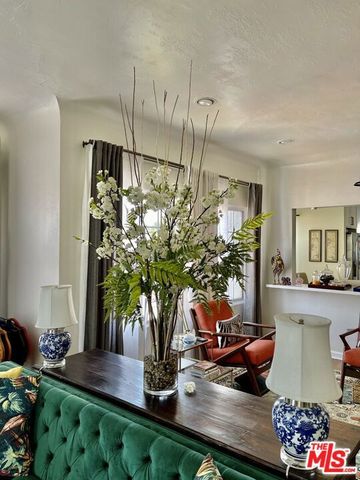 1732 Hauser Boulevard, Los Angeles, CA 90019