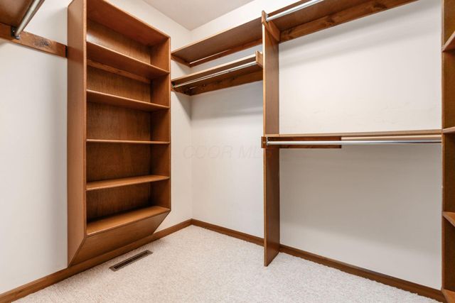 100 E Dublin Granville Road, Worthington, OH 43085