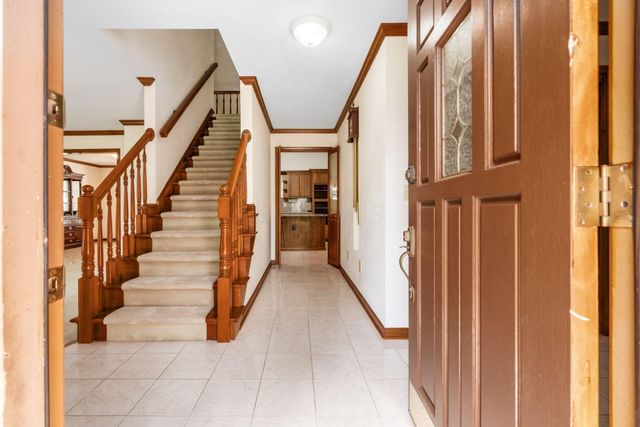 100 E Dublin Granville Road, Worthington, OH 43085