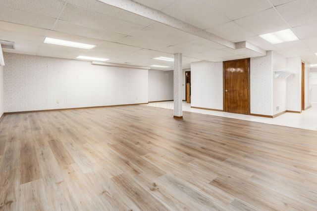 100 E Dublin Granville Road, Worthington, OH 43085