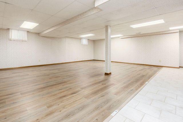 100 E Dublin Granville Road, Worthington, OH 43085