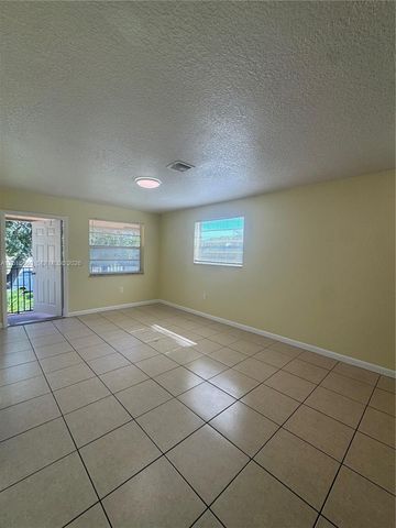 1101 W Prospect Road 4, Fort Lauderdale, FL 33309