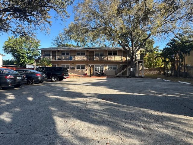 1101 W Prospect Road 4, Fort Lauderdale, FL 33309