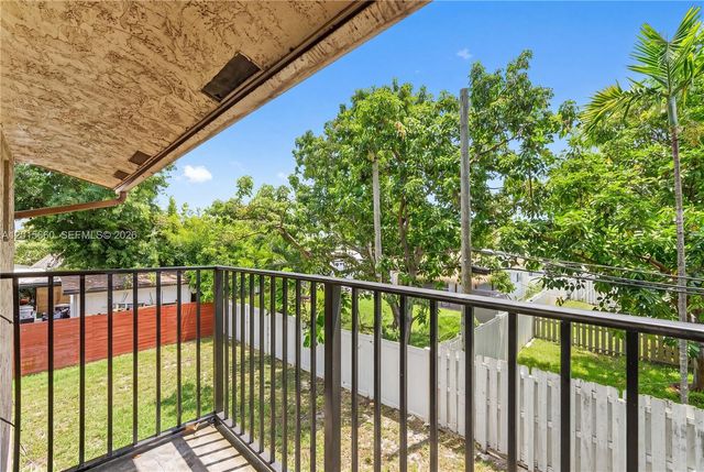 1101 W Prospect Road 4, Fort Lauderdale, FL 33309