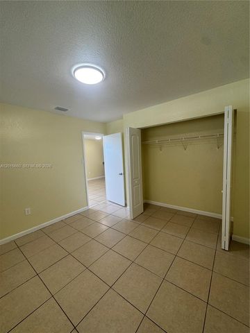 1101 W Prospect Road 4, Fort Lauderdale, FL 33309
