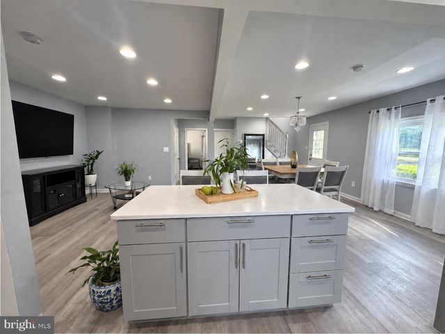 9215 BRENTSVILLE, Manassas, VA 20112