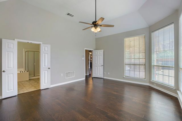 6919 Navigation Drive, Grand Prairie, TX 75054