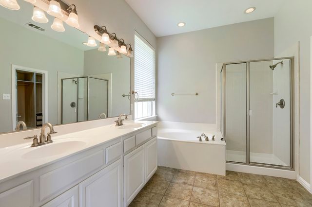 6919 Navigation Drive, Grand Prairie, TX 75054