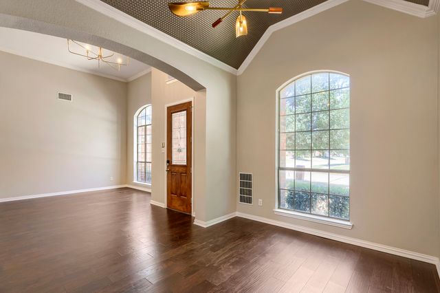 6919 Navigation Drive, Grand Prairie, TX 75054