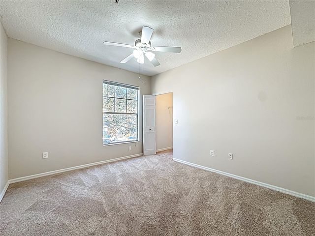 5560 METROWEST BOULEVARD 3-206, Orlando, FL 32811