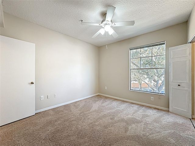 5560 METROWEST BOULEVARD 3-206, Orlando, FL 32811