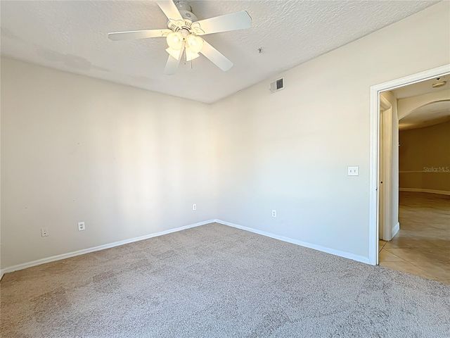 5560 METROWEST BOULEVARD 3-206, Orlando, FL 32811