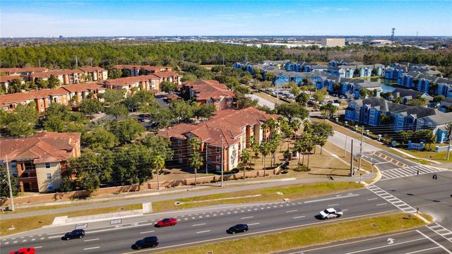 5560 METROWEST BOULEVARD 3-206, Orlando, FL 32811