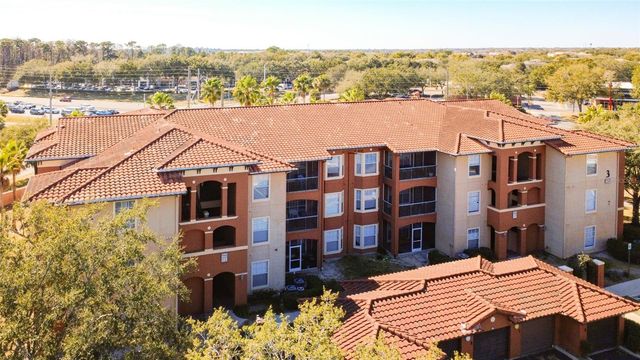 5560 METROWEST BOULEVARD 3-206, Orlando, FL 32811