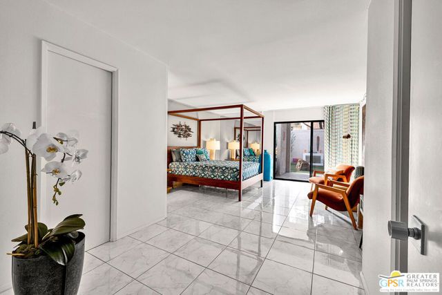 2696 S Sierra Madre A9, Palm Springs, CA 92264