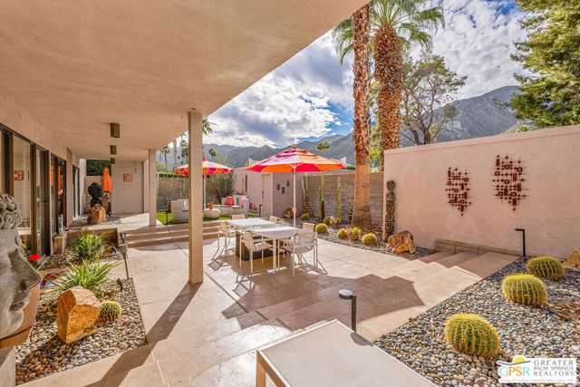 2696 S Sierra Madre A9, Palm Springs, CA 92264