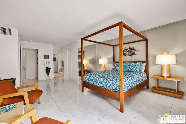 2696 S Sierra Madre A9, Palm Springs, CA 92264