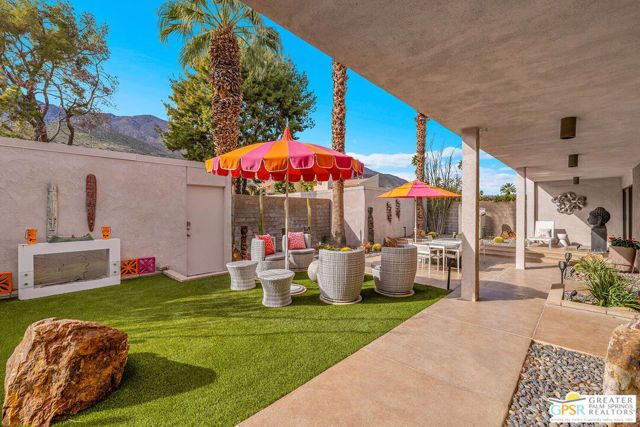 2696 S Sierra Madre A9, Palm Springs, CA 92264