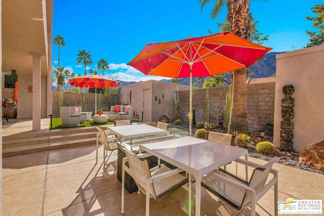 2696 S Sierra Madre A9, Palm Springs, CA 92264