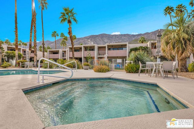 2696 S Sierra Madre A9, Palm Springs, CA 92264