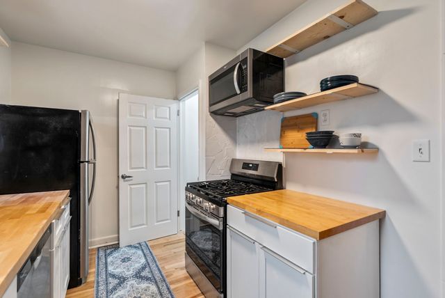 3250 Kinsey Avenue, Des Moines, IA 50317