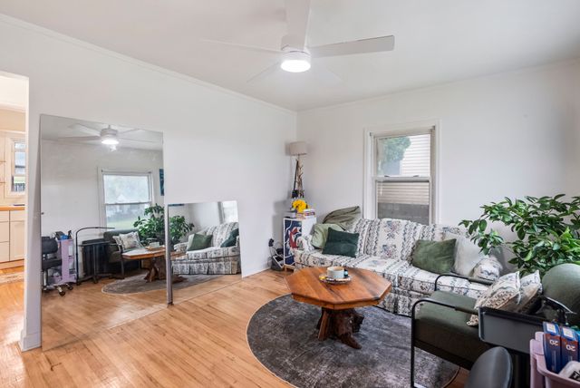3250 Kinsey Avenue, Des Moines, IA 50317