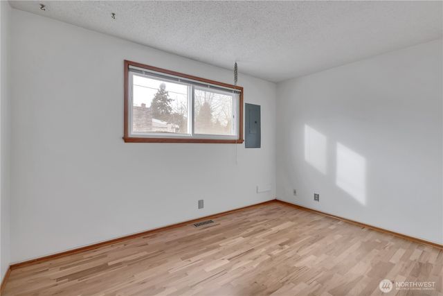 14008 24th Avenue S, Seatac, WA 98168