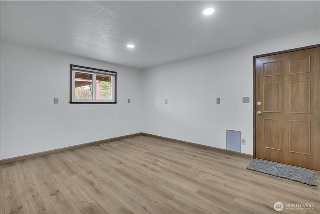 14008 24th Avenue S, Seatac, WA 98168