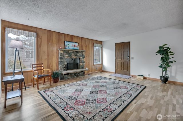 14008 24th Avenue S, Seatac, WA 98168