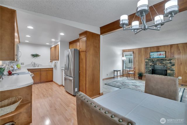 14008 24th Avenue S, Seatac, WA 98168