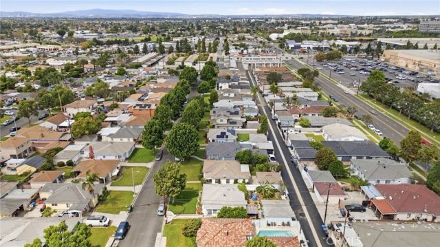 12752 Cowley, Downey, CA 90242