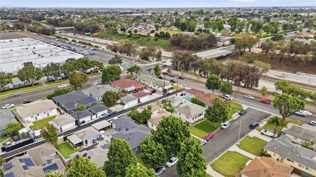 12752 Cowley, Downey, CA 90242