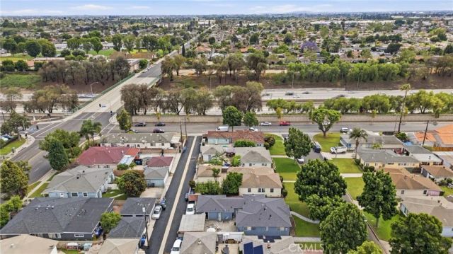 12752 Cowley, Downey, CA 90242