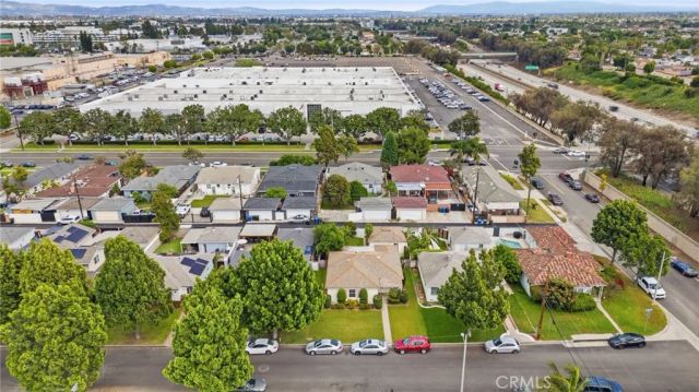 12752 Cowley, Downey, CA 90242