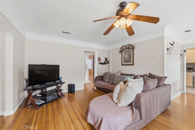 12752 Cowley, Downey, CA 90242