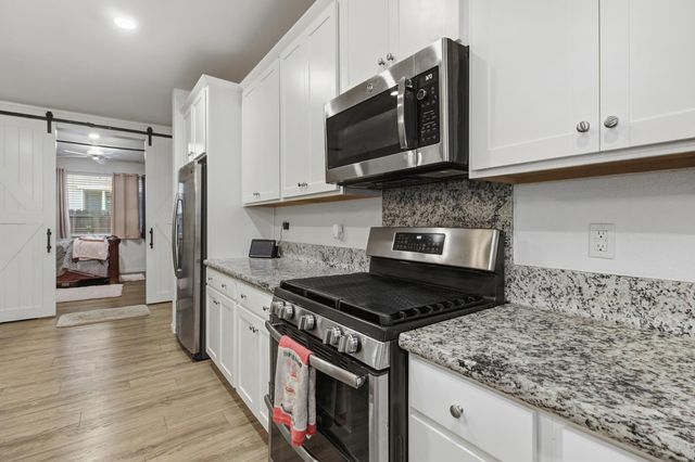 7595 Blue Bell Cir, Sacramento, CA 95829