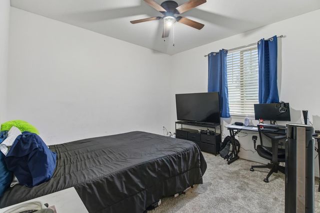 7595 Blue Bell Cir, Sacramento, CA 95829