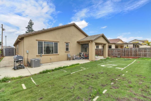 7595 Blue Bell Cir, Sacramento, CA 95829