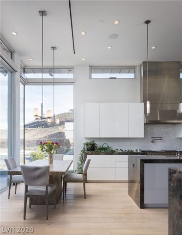 677 Tranquil Rim Court, Henderson, NV 89012