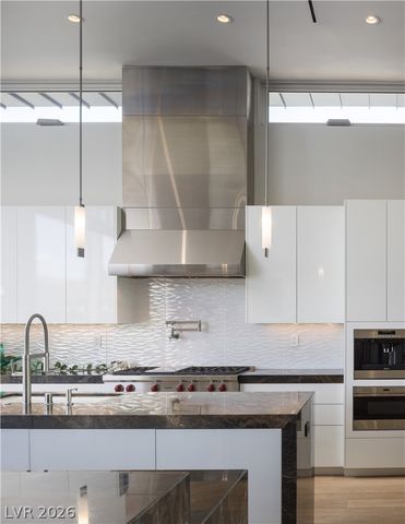 677 Tranquil Rim Court, Henderson, NV 89012