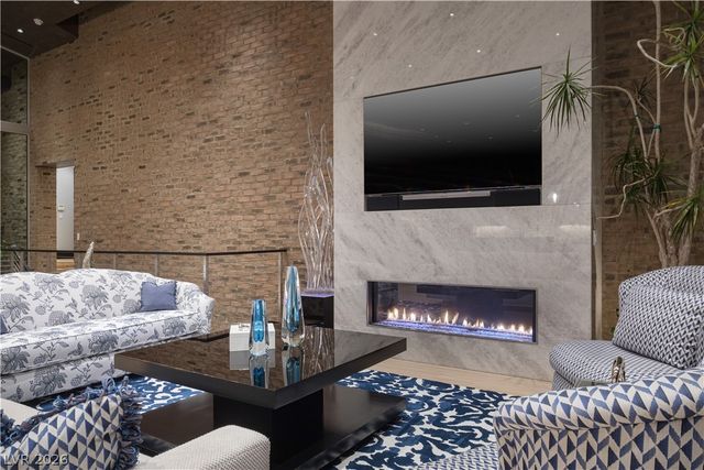 677 Tranquil Rim Court, Henderson, NV 89012