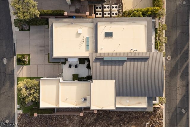 677 Tranquil Rim Court, Henderson, NV 89012